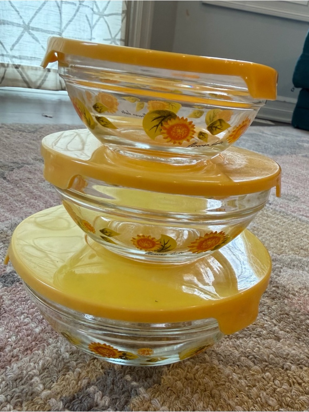 Vintage 3 piece Flower Duet glass nesting bowls.70’s,cottagecore,farm country